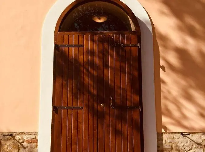 Brettino- Pesaro Mare E Cultura - Intera Con Piscina Holiday home *