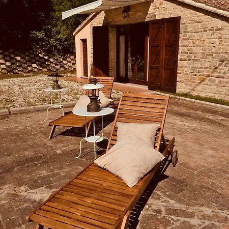 Brettino- Pesaro Mare E Cultura - Intera Con Piscina Vakantiehuis *