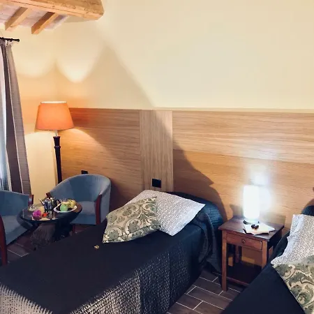 Casa vacanze Brettino- Pesaro Mare E Cultura - Intera Con Piscina