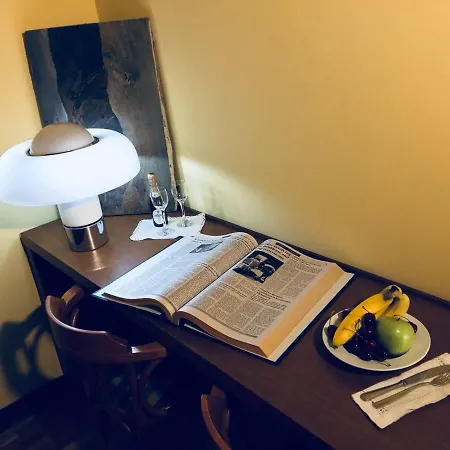 Brettino- Pesaro Mare E Cultura - Intera Con Piscina *