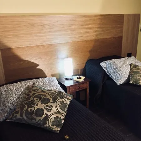 Brettino- Pesaro Mare E Cultura - Intera Con Piscina Casa vacanze