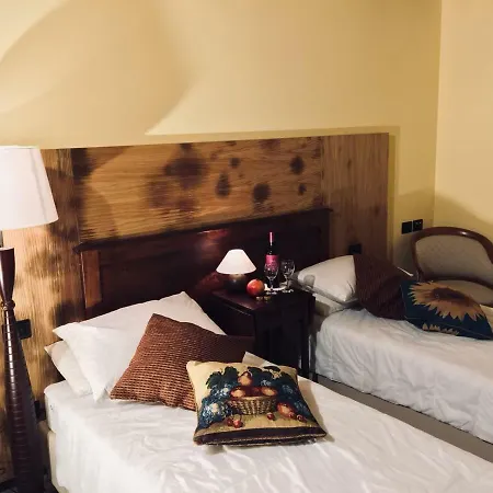 Brettino- Pesaro Mare E Cultura - Intera Con Piscina Casa vacanze *