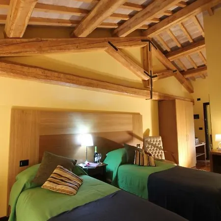Vakantiehuis Brettino- Pesaro Mare E Cultura - Intera Con Piscina